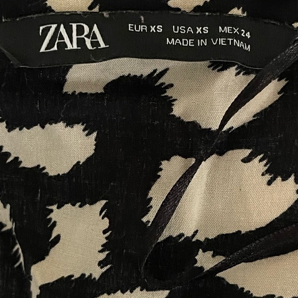 Zara Blouse XS - Picture 3 of 3